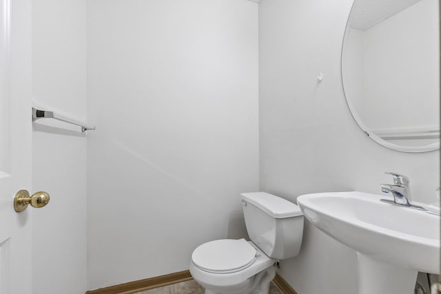 15481 Frost Path Unit 1803, Apple Valley, MN 55124 - bathroom featuring baseboards