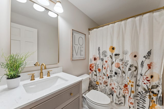 600 Sibley Ct, Mendota Heights, MN 55118 - bathroom featuring vanity, toilet, and a shower with shower curtain