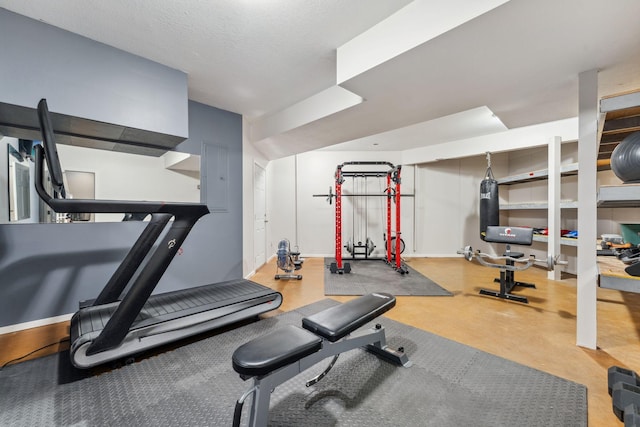 600 Sibley Ct, Mendota Heights, MN 55118 - exercise area with baseboards