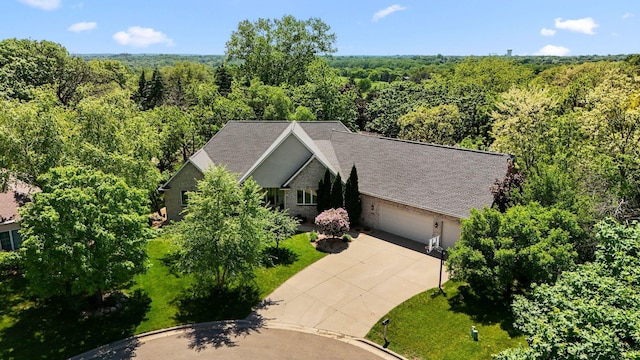 600 Sibley Ct, Mendota Heights, MN 55118 - view of subject property with a forest