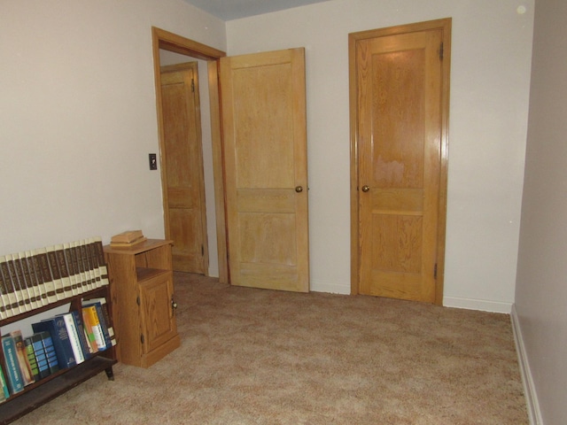 909 6th Ave, Brewster, MN 56119 - bedroom featuring carpet floors and baseboards