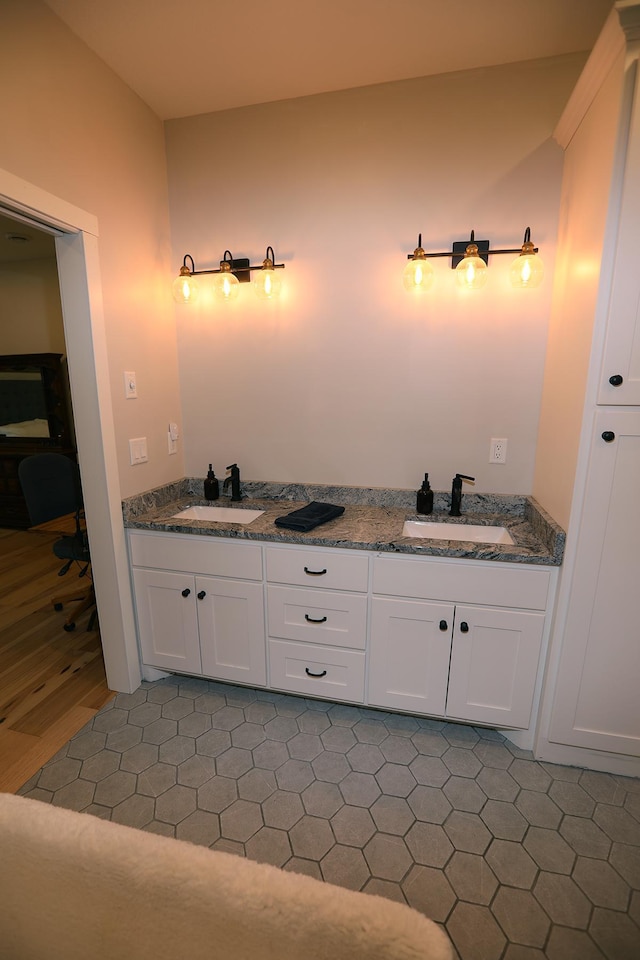 5004 W Rd, Silver Twp, MN 55767 - bathroom featuring double vanity