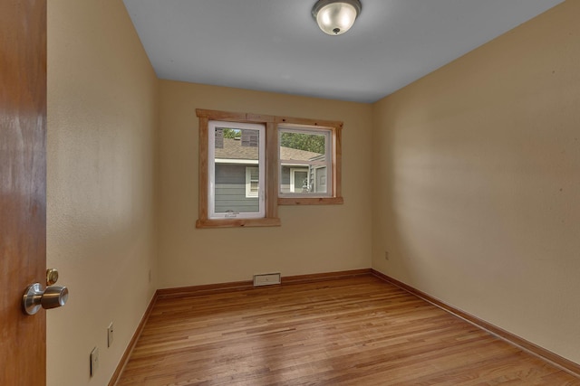 2007 8th St N, Saint Cloud, MN 56303 - spare room with light wood-style flooring