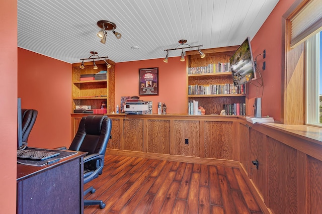 900 Isabella Ave, Clearwater, MN 55320 - office space featuring hardwood / wood-style flooring and rail lighting