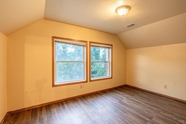 475 Minnehaha Ave E, Saint Paul, MN 55130 - bonus room featuring vaulted ceiling, wood finished floors, and baseboards