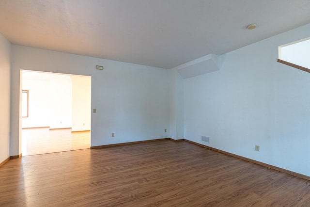 475 Minnehaha Ave E, Saint Paul, MN 55130 - spare room featuring wood finished floors and baseboards