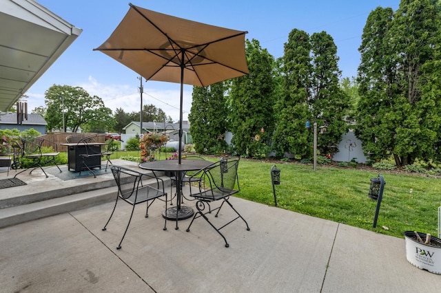 72 7th St, Cochrane, WI 54622 - view of patio featuring outdoor dining area