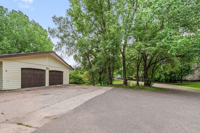 2065 124th Ln NW, Coon Rapids, MN 55448 - view of detached garage