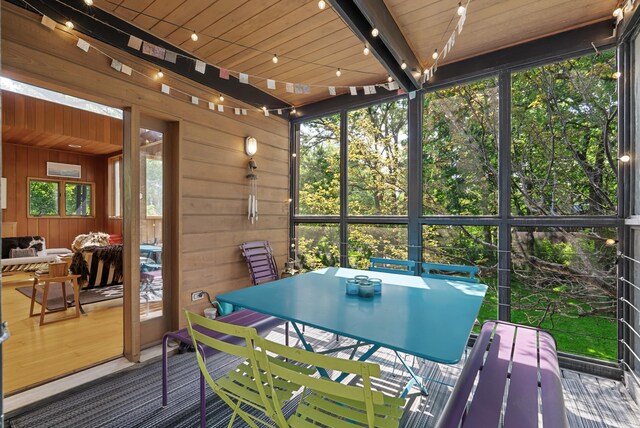 2867 Burnham Blvd, Minneapolis, MN 55416 - sunroom featuring outdoor dining space