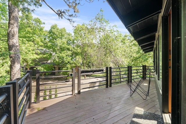 2867 Burnham Blvd, Minneapolis, MN 55416 - view of deck