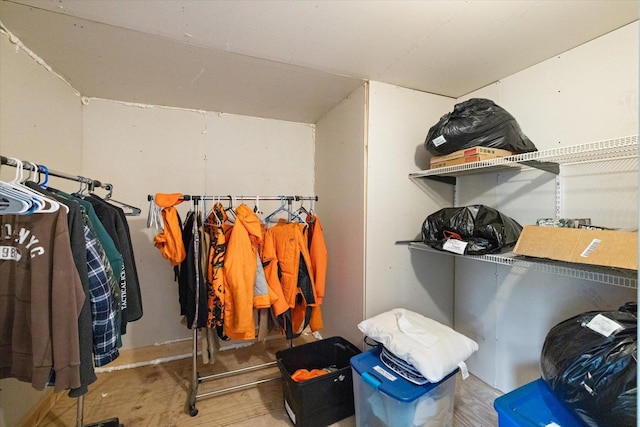 11556 Blackwood Rd, Floodwood Twp, MN 55736 - walk in closet featuring wood finished floors