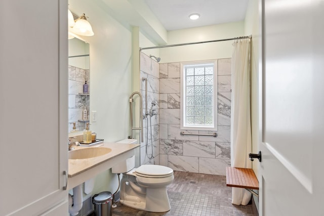 11230 68th St NE, Albertville, MN 55301 - bathroom featuring toilet and a tile shower