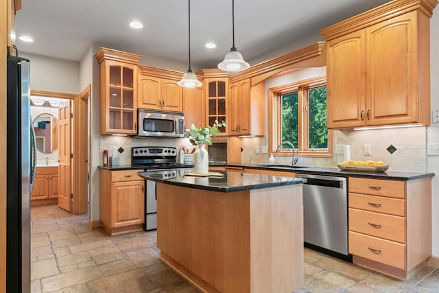1556 Redwood Ln SW, Rochester, MN 55902 - photo 9