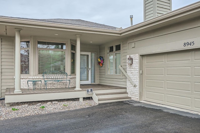 8945 Hilloway Rd, Eden Prairie, MN 55347