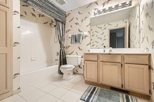 8945 Hilloway Rd, Eden Prairie, MN 55347