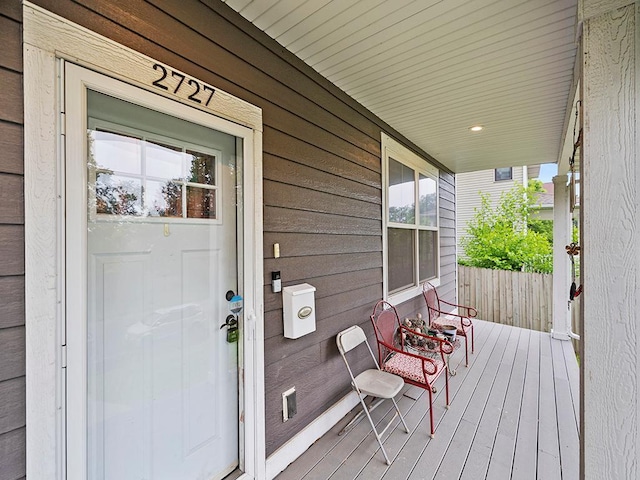 2727 3rd St, Minneapolis, MN 55411 - view of wooden porch