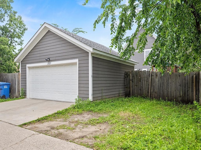 2727 3rd St, Minneapolis, MN 55411 - view of detached garage