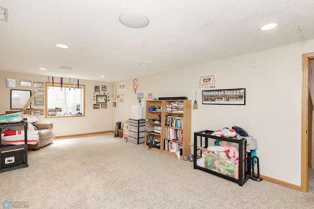 1727 33rd St S, Moorhead, MN 56560 - living area featuring carpet floors, recessed lighting, baseboards, and a textured ceiling