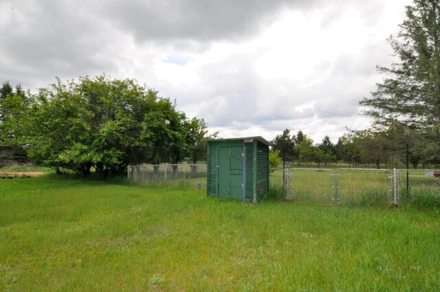 24892 277th Ave, Akeley Twp, MN 56467 - view of yard featuring a storage shed