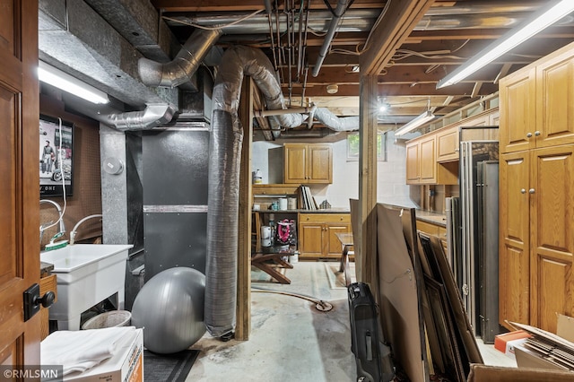 12143 Gantry Ln, Apple Valley, MN 55124 - unfinished basement with a sink