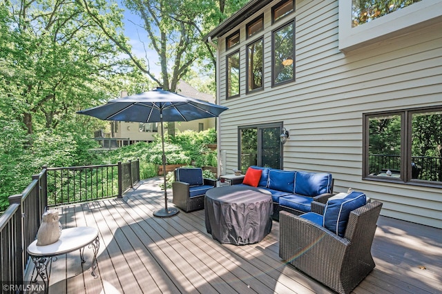 12143 Gantry Ln, Apple Valley, MN 55124 - wooden terrace featuring an outdoor living space