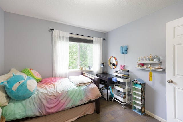 1712 Levee Ave, Anoka, MN 55303 - bedroom featuring hardwood / wood-style floors and baseboards