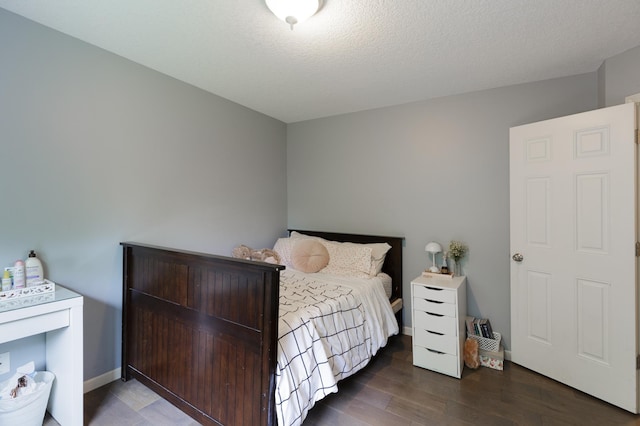 1712 Levee Ave, Anoka, MN 55303 - bedroom with wood finished floors and baseboards
