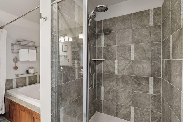 215 10th Ave S Unit 606, Minneapolis, MN 55415 - full bathroom featuring a shower stall