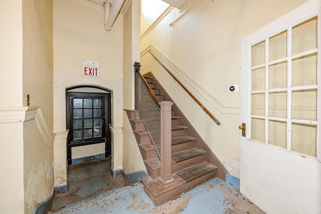 2306 5th St, Superior, WI 54880 - view of staircase