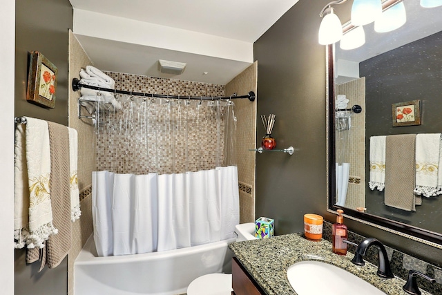 433 7th St Unit 1623, Minneapolis, MN 55415 - full bath with vanity, shower / tub combo, and toilet