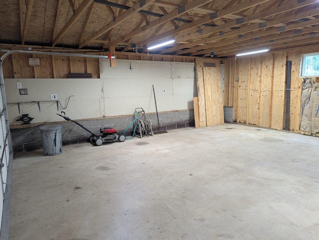 24863 Norway Pine Pl, Ross Lake Twp, MN 56447 - view of garage