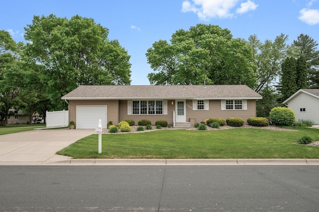1903 Edgewood Ln, Hastings, MN 55033 - single story home featuring an attached garage, concrete driveway, and a shingled roof