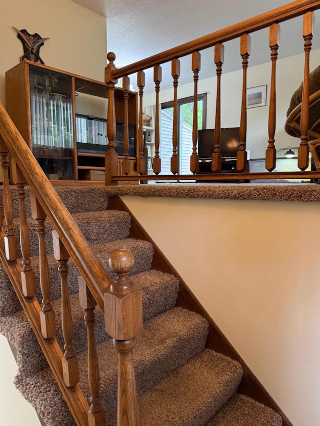 14410 92nd Ave N, Maple Grove, MN 55369 - view of stairs