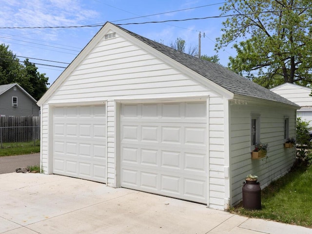 1033 Hall Ave W, Saint Paul, MN 55118 - view of detached garage