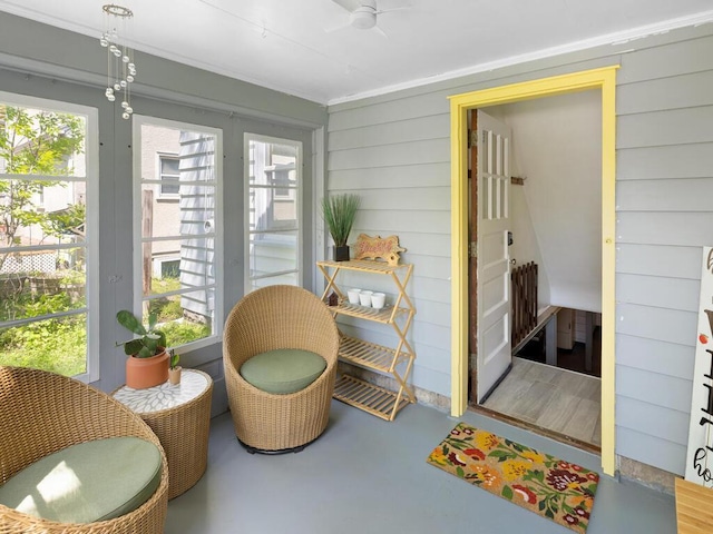 1033 Hall Ave W, Saint Paul, MN 55118 - sunroom featuring healthy amount of natural light and ceiling fan