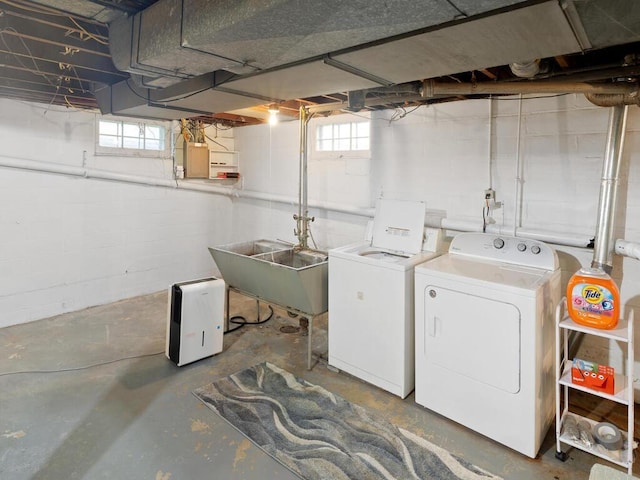 1033 Hall Ave W, Saint Paul, MN 55118 - laundry area with washing machine and clothes dryer and plenty of natural light