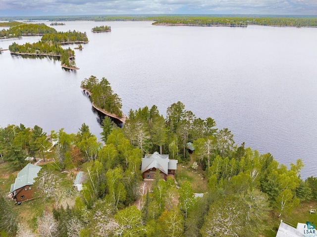 4015 Van Rd, Duluth, MN 55803 - view of property location with a large body of water