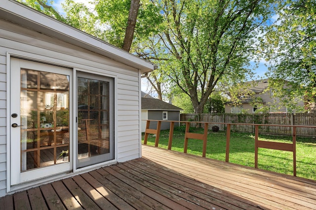 308 4th Ave SW, Austin, MN 55912 - view of wooden deck