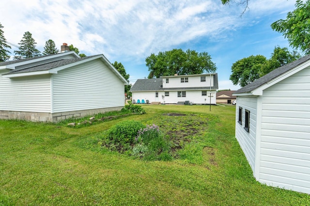 727 Peck St, Fergus Falls, MN 56537 - view of grassy yard