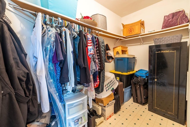 S363 Nicholes Rd, Naples Twp, WI 54755 - walk in closet featuring light flooring
