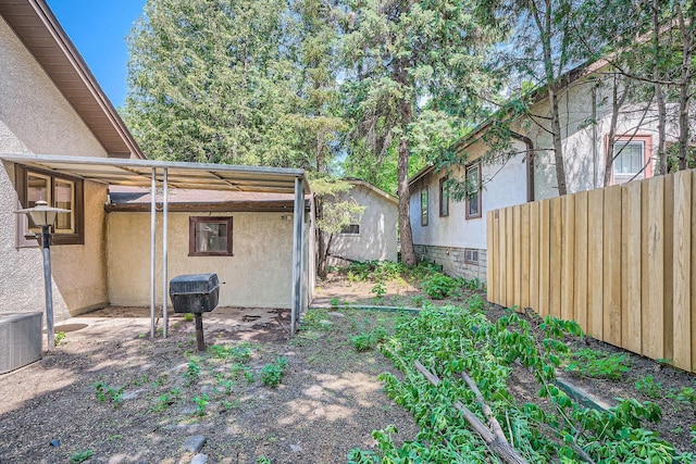2653 Pierce St NE, Minneapolis, MN 55418 - view of yard featuring central AC