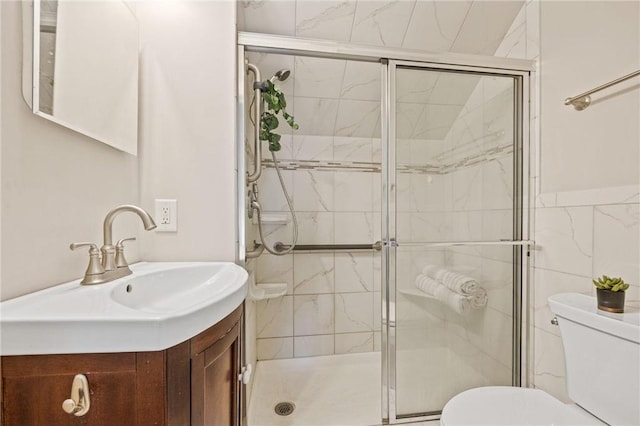 712 Anderson St W, Stillwater, MN 55082 - bathroom with toilet, vanity, and a shower stall