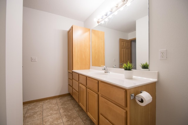 412 Cedar Pl, Maple Lake, MN 55358 - bathroom with vanity