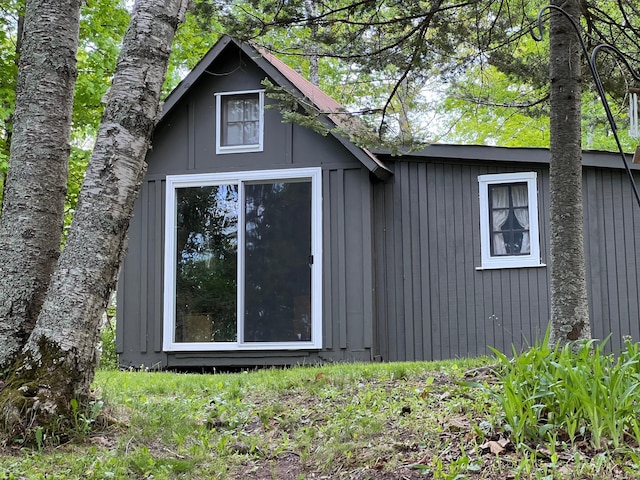 32074 315th Pl, Glen Twp, MN 56431 - view of side of home with an outbuilding