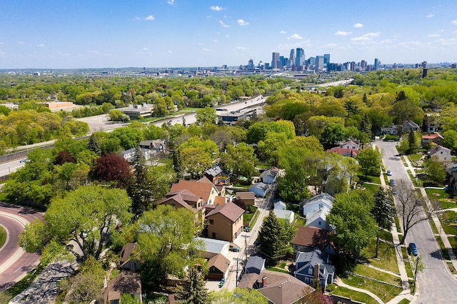 1241 Cedar Lake Rd S, Minneapolis, MN 55416 - view of property location featuring a tree filled landscape and skyline