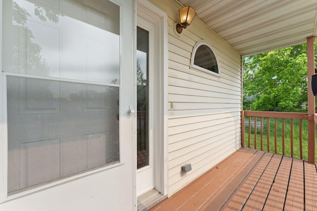 2524 Bryant Ave N, Minneapolis, MN 55411 - view of wooden deck