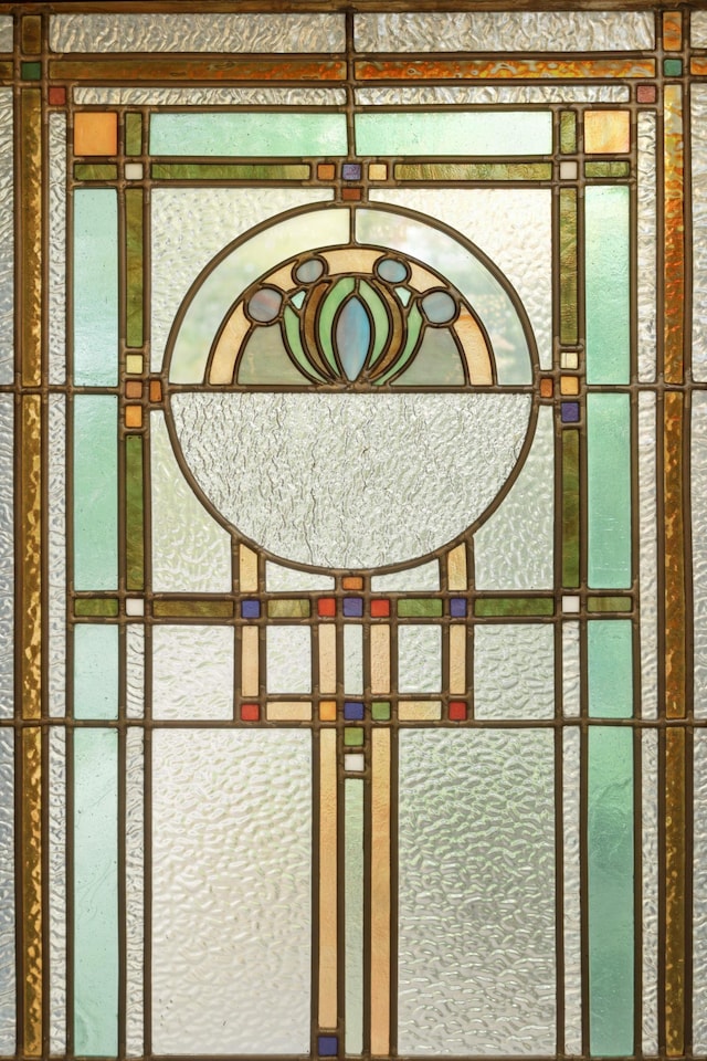 2022 Summit Ave, Saint Paul, MN 55105 - detailed view