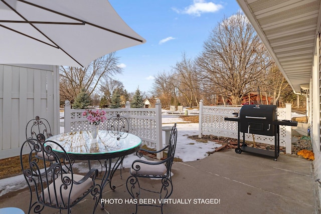 4805 Barbara Ln, Inver Grove Heights, MN 55077 - view of patio with outdoor dining area and area for grilling