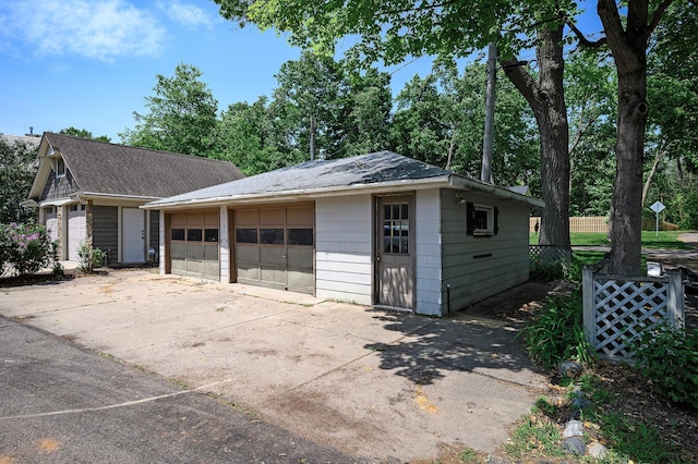 475 Lakeview Ave, Tonka Bay, MN 55331 - view of detached garage