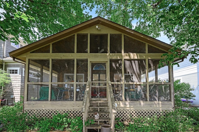 475 Lakeview Ave, Tonka Bay, MN 55331 - view of front of house featuring a sunroom